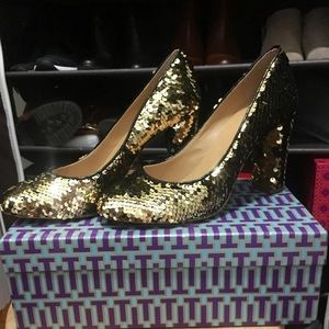 I Crew gold/black sequin leather pumps